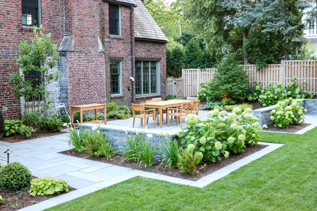 Hiring the right landscaping design team can make all of the difference in how you utilize your backyard space.